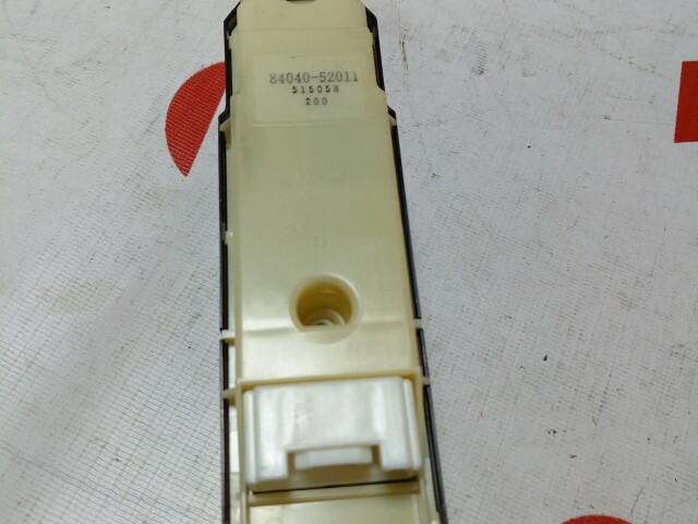 Блок управления стеклоподъемниками TOYOTA Ist 