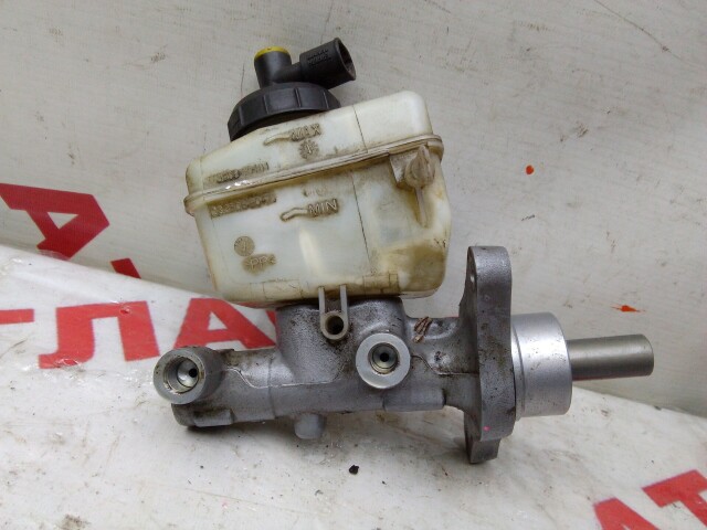 Главный тормозной цилиндр RENAULT Sandero Stepway 