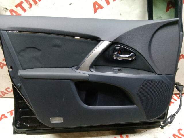 Дверь TOYOTA Avensis 