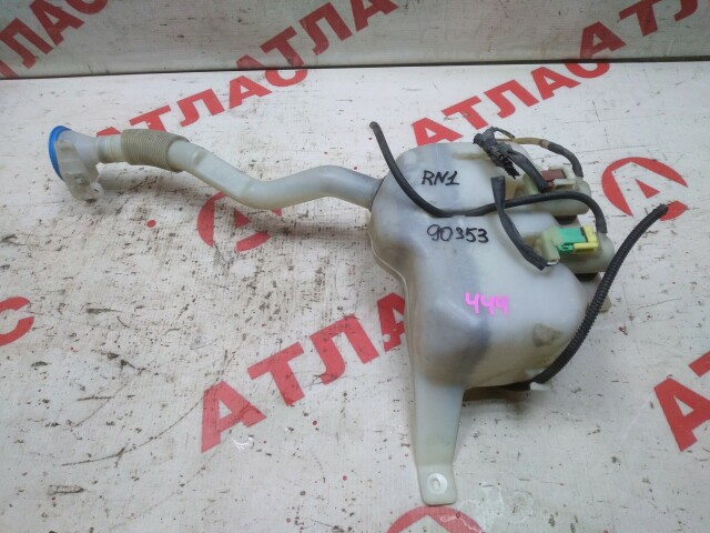 Бачок омывателя HONDA Stream 