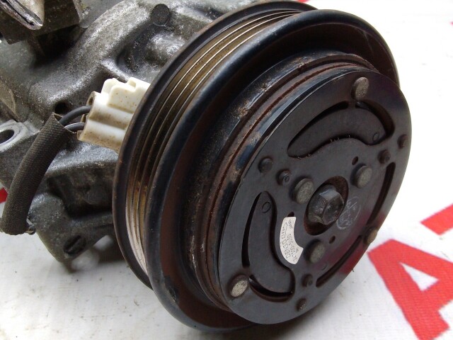 Компрессор кондиционера TOYOTA Corolla Fielder 1NZ-FE
