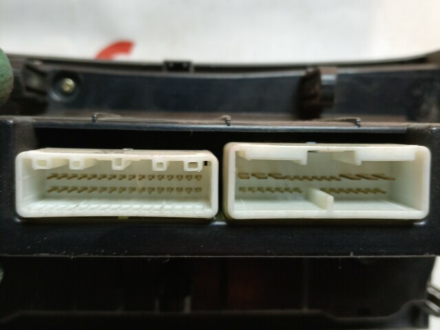 Блок управления печкой и кондиционером TOYOTA Noah 