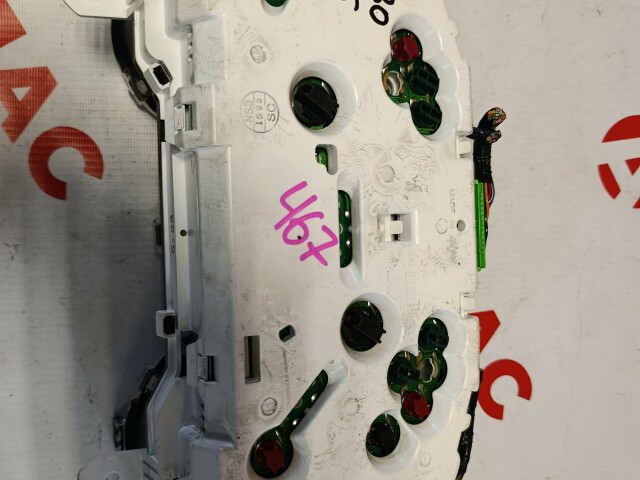 Щиток приборов SUBARU Forester 