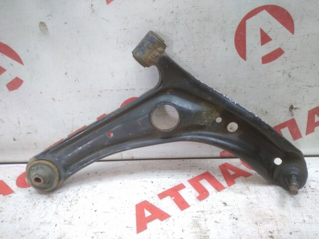 Рычаг TOYOTA Succeed 