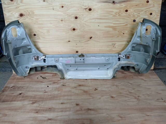 Задняя панель TOYOTA Caldina 