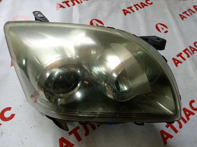 Фара TOYOTA Avensis 