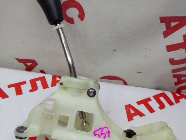 Рычаг КПП TOYOTA Caldina 