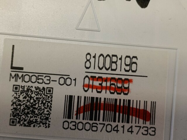 Щиток приборов MITSUBISHI Outlander 