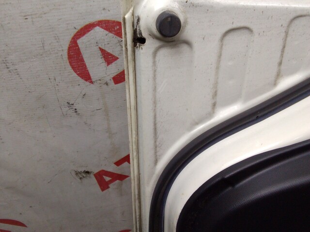 Дверь TOYOTA Ist 