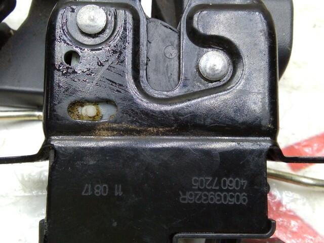 Замок багажника RENAULT Duster 