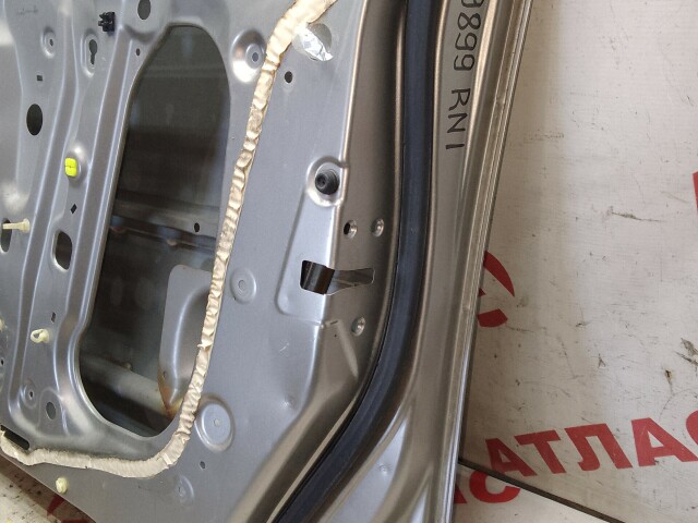 Дверь HONDA Stream 