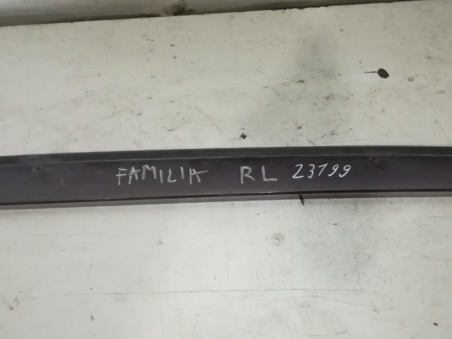 Ветровик MAZDA Familia 