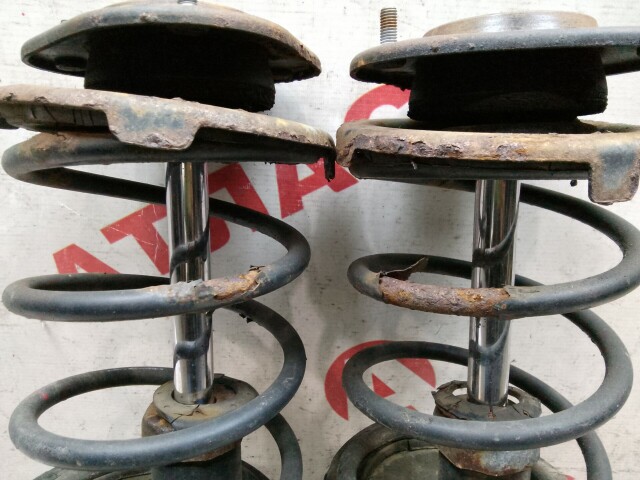 Стойка TOYOTA Corolla Spacio 