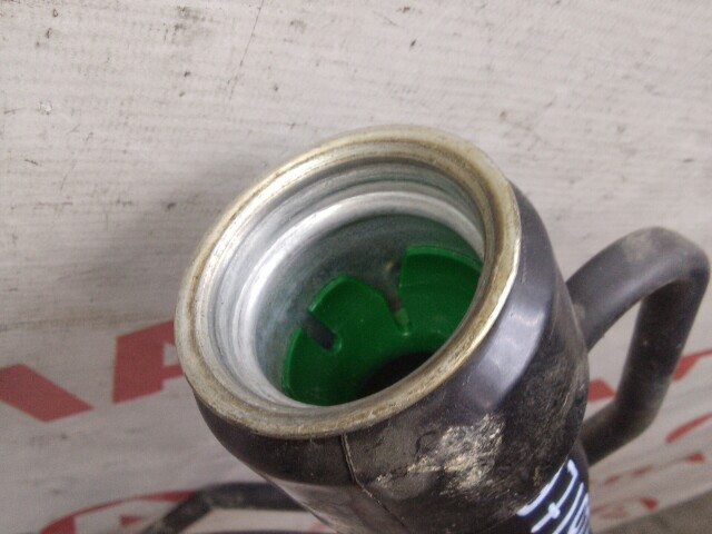 Горловина бензобака TOYOTA Avensis 