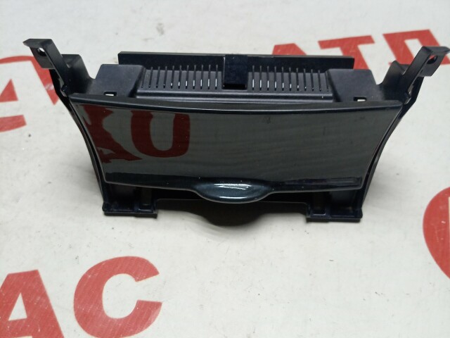 Пепельница TOYOTA Corolla Fielder 