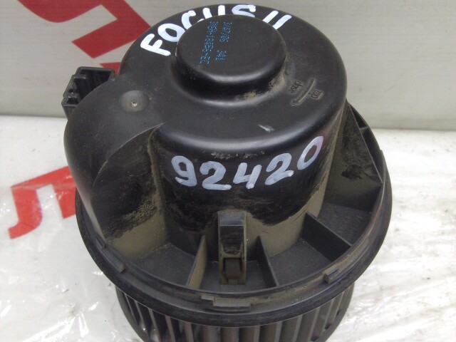 Моторчик печки FORD Focus II 