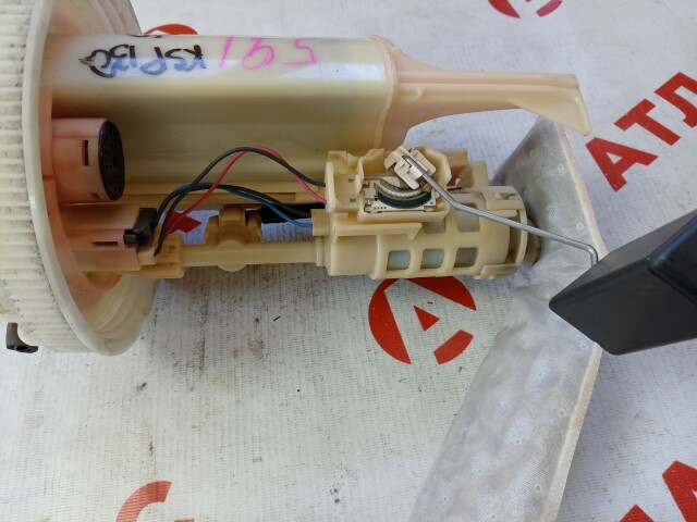 Бензонасос TOYOTA Vitz 