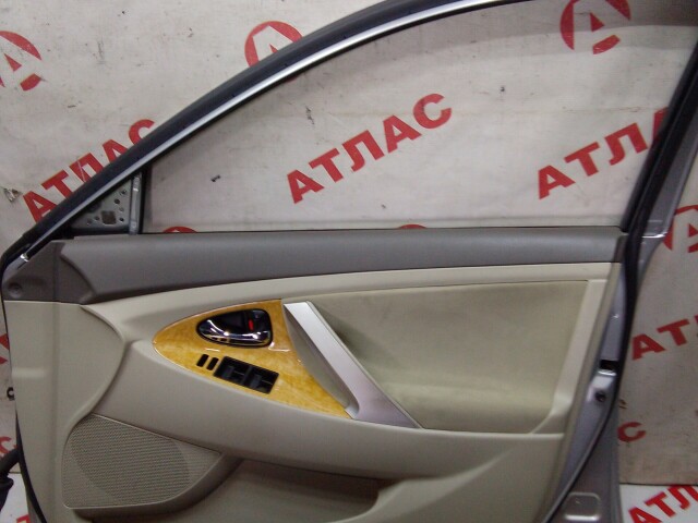 Дверь TOYOTA Camry 