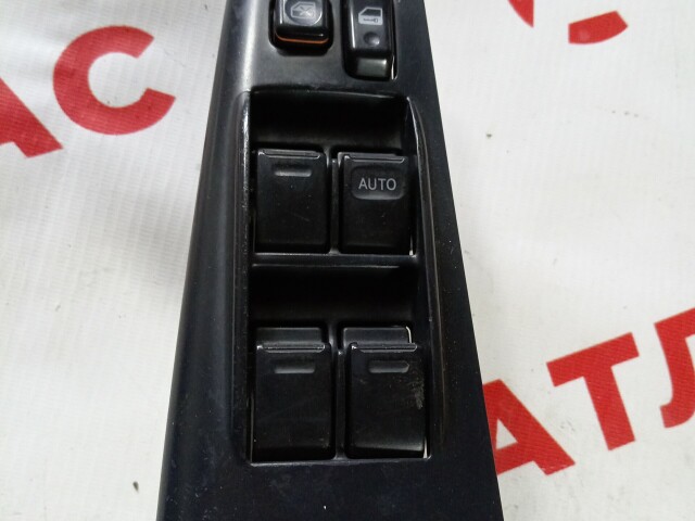 Блок управления стеклоподъемниками TOYOTA Corolla Fielder 