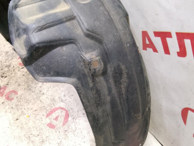 Подкрылок TOYOTA FunCargo 