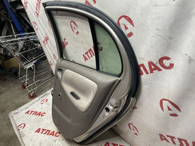 Дверь TOYOTA Platz 