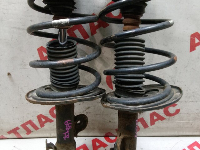 Стойка TOYOTA Estima 