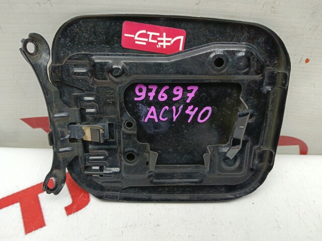 Лючок бензобака TOYOTA Camry 