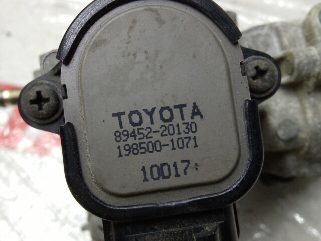 Дроссельная заслонка TOYOTA Corolla 1NZ-FE