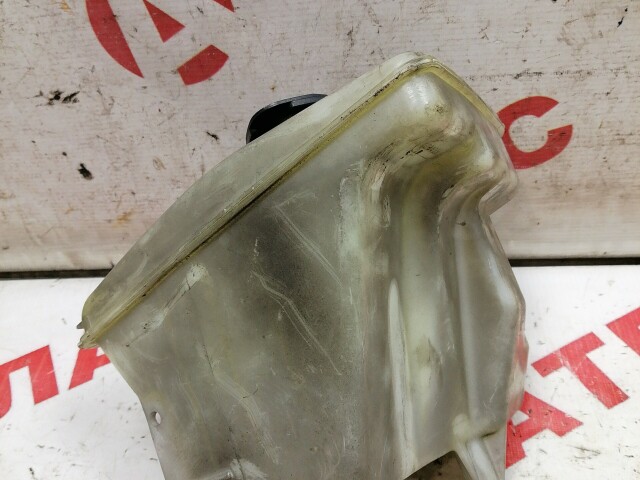 Бачок омывателя TOYOTA Corolla 