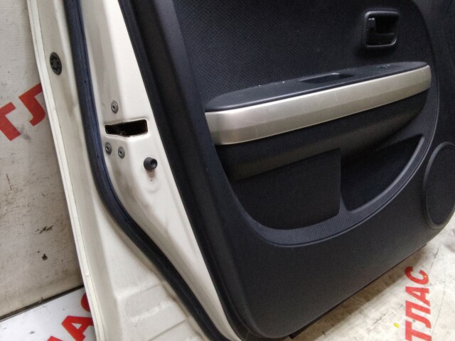 Дверь TOYOTA Ist 