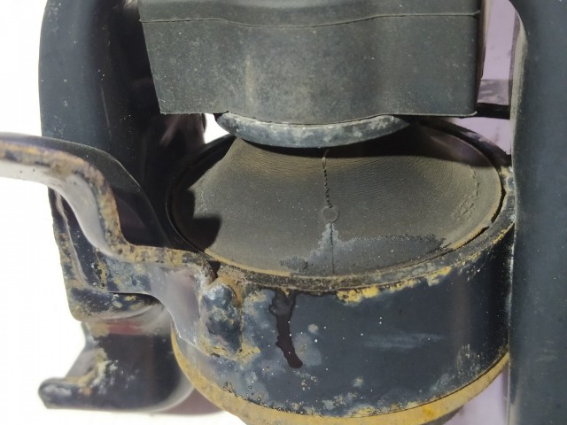 Подушка ДВС TOYOTA Corolla 4ZZ-FE