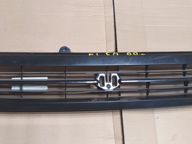 Решетка радиатора TOYOTA Tercel 