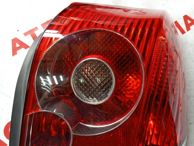 Стоп TOYOTA Avensis 