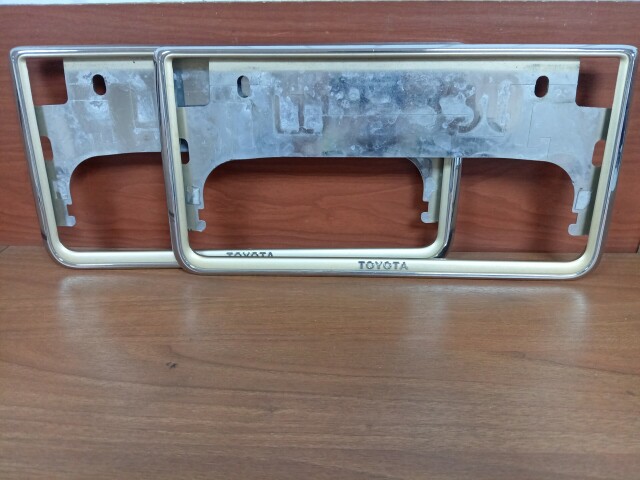 Рамка номера TOYOTA - 