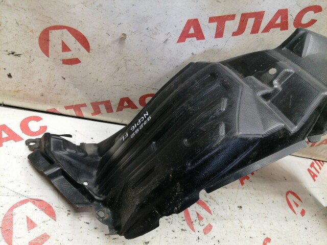 Подкрылок TOYOTA Platz 