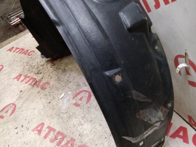 Подкрылок TOYOTA Corolla Axio 