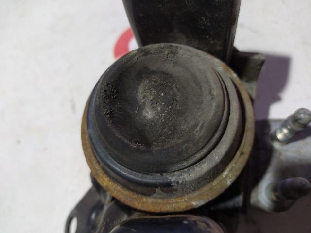 Подушка ДВС TOYOTA Corolla 4ZZ-FE