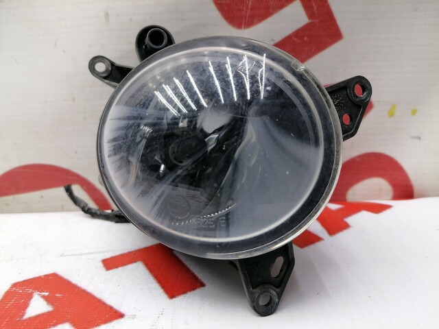 Туманка MITSUBISHI Galant Fortis 