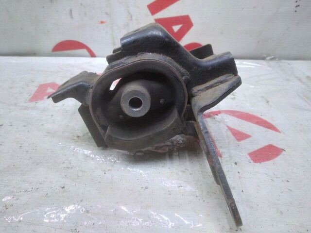 Подушка ДВС TOYOTA Corolla Fielder 2ZR-FE