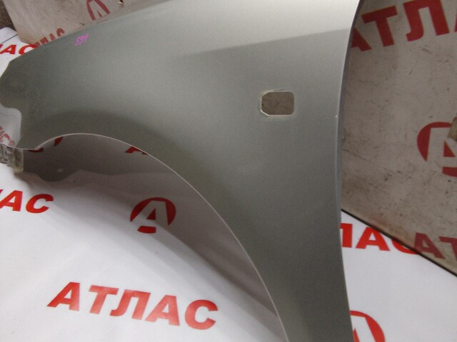 Крыло TOYOTA Avensis 