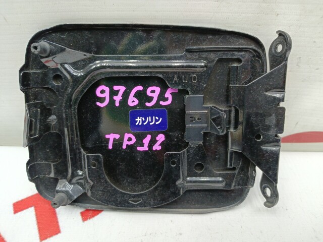 Лючок бензобака NISSAN Primera 