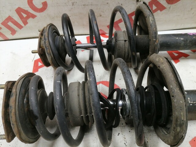 Стойка NISSAN Sunny 