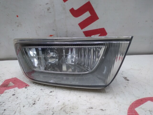 Туманка TOYOTA Premio 