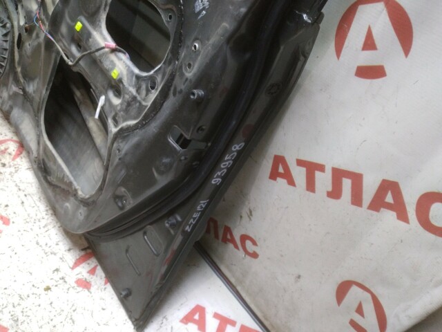 Дверь TOYOTA Corolla 