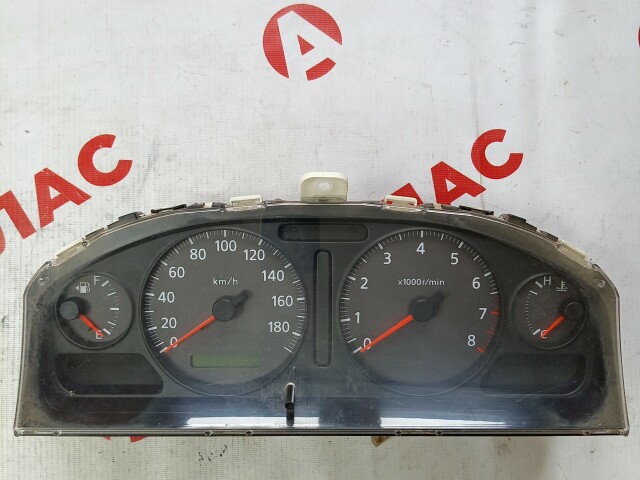 Щиток приборов NISSAN Sunny 