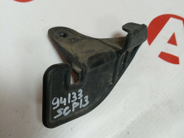 Брызговик TOYOTA Vitz 