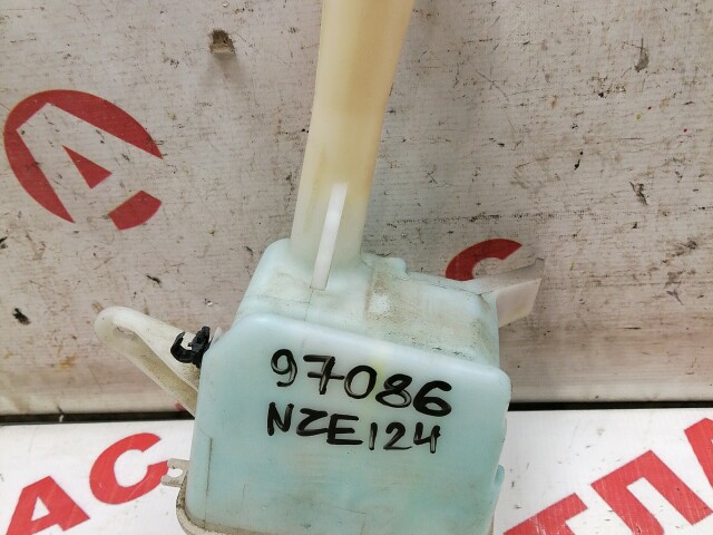 Бачок омывателя TOYOTA Corolla Fielder 