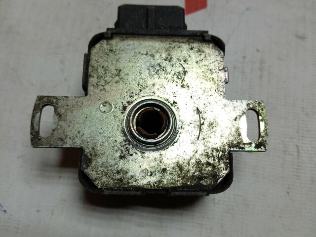 Датчик положения дроссельной заслонки TOYOTA Vista 