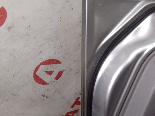 Дверь NISSAN Sunny 