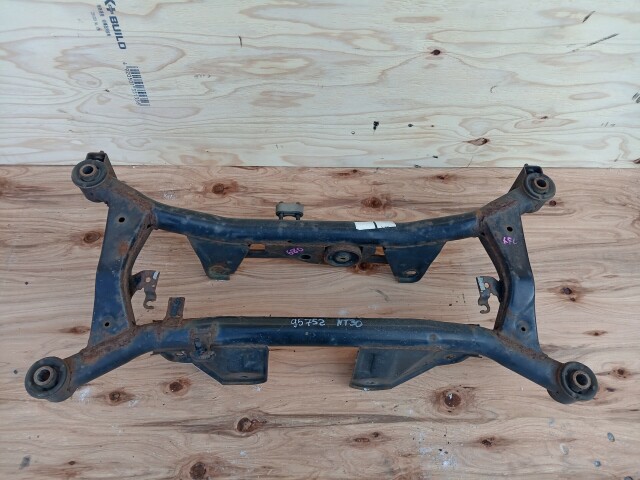 Балка задняя NISSAN X-Trail 